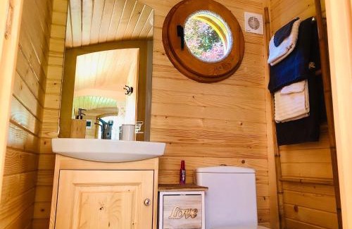 Les Salles Lavauguyon House | Roulotte La Chouette des Granges