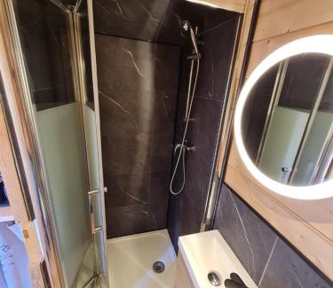La Couronne Apartment | Roulotte Provençale