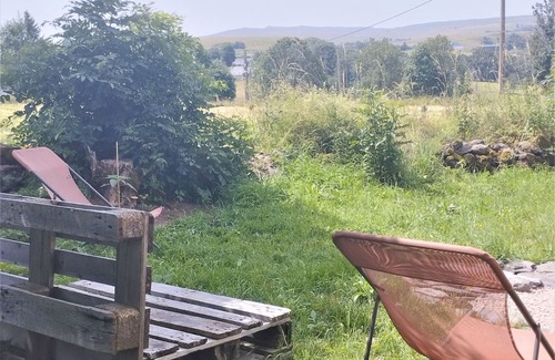 Saint-Saturnin House | Roulotte Romantique Pour 2 Personnes Dans le Parc Naturel des Volcans, au Calme