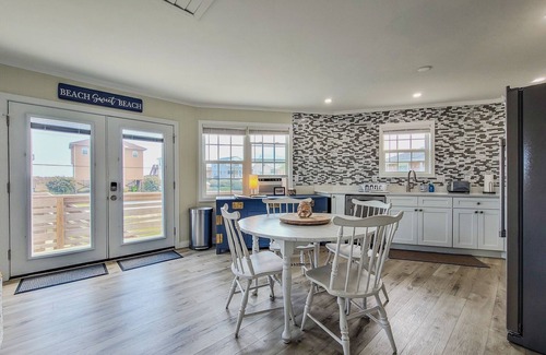 Ocean City Beach House | Round House by the Beach: Waves, Sun & Fun!