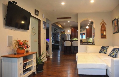 Sandusky House | ROUND HOUSE SANDUSKY. Heated inground pool, your own oasis!