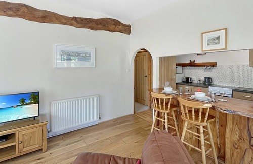 Swimbridge Cottage | Roundhouse near Barnstable