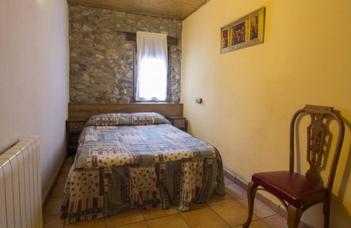 Les Iglesies Apartment | Roure Apartment (Casa Mosén Batista)