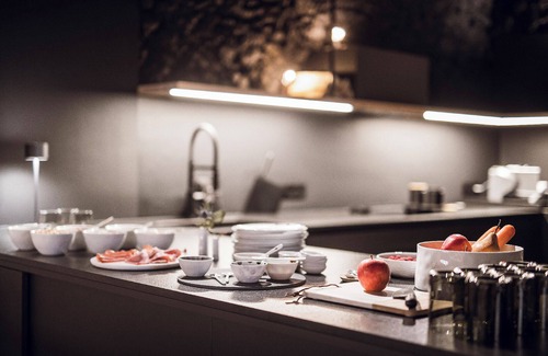 Rasun di Sopra Apartment | "Rousa little guesthouse Cosy Plus" with breakfast included!