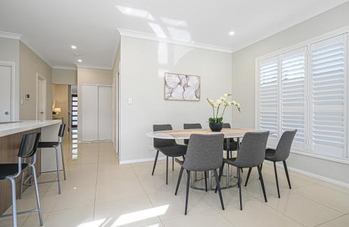 Rouse Hill House | Rousehill Sweet Spacious 4BR Quiet House