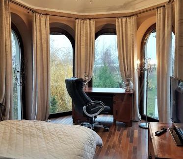 Czerwinsk nad Wisła Cabin | "Route 62" Airport Modlin