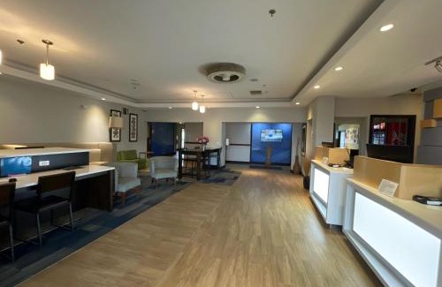 Miami Hotel | Route 66 inn & Suites