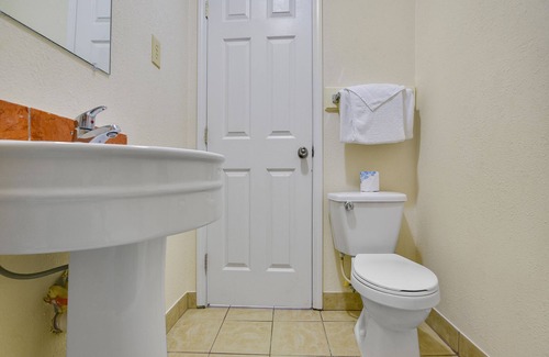 Shamrock Hotel | Route 66 Inn