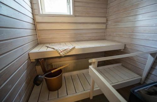 Rovaniemi Apartment | Rovaniemi City Stay - Sauna & Light