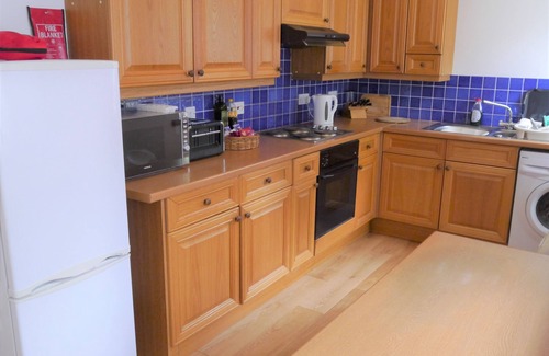 New Galloway Cottage | Rowan Cottage - a cottage that sleeps 6 guests in 3 bedrooms