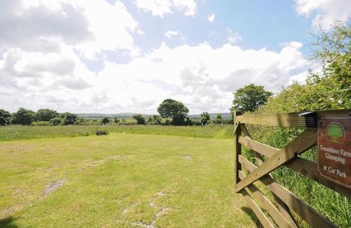 Laneast House | Rowan