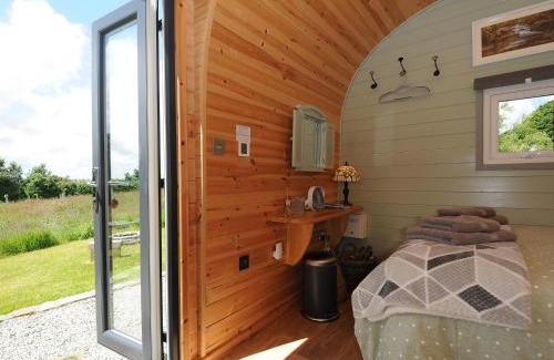 Laneast House | Rowan