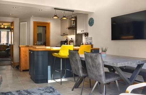 Woodmansey House | Rowan House