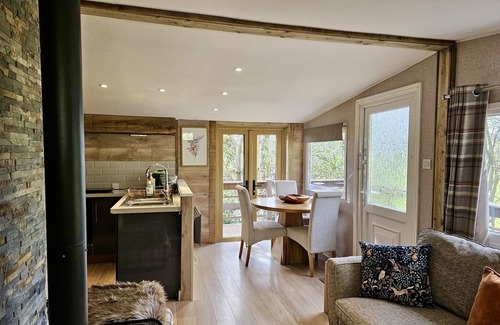 Farden Cabin | Rowan Tree Lodge with Hot Tub, a beautiful Woodland Retreat in Shropshire