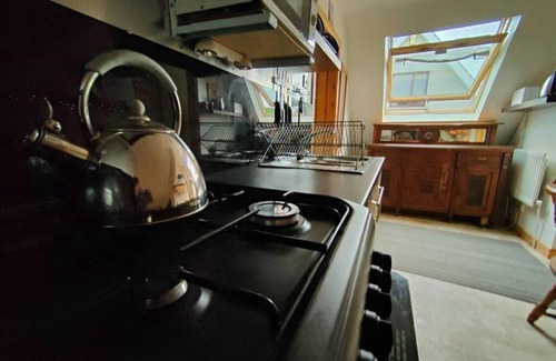 Kinallen Cottage | Rowantree Cottage One-Bedroom Apartment