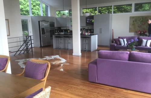 Norwalk House | ROWAYTON/SOUTH NORWALK BEACH COMMUNITY HOME FOR SUMMER RENTAL