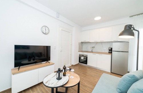 Paralia Ofryniou Apartment | Roxani -one-bedroom Apartment