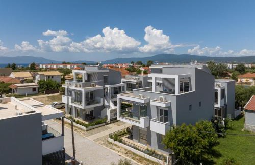 Paralia Ofryniou Apartment | Roxani Residential Complex