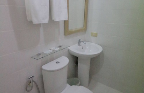 Roxas City Bed & Breakfast | Roxas President's Inn