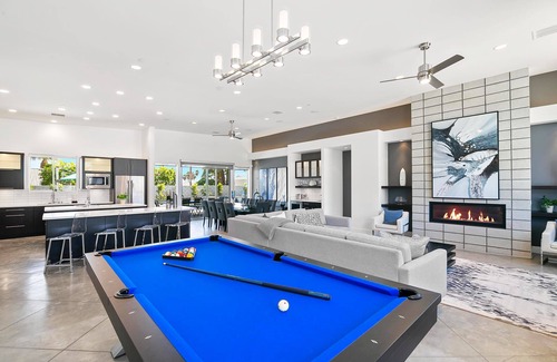 Desert Park Estates House | 'Roxy Palm Springs' 6 BR pool pad!