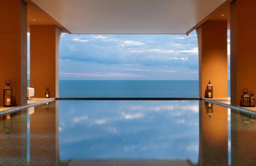 Tianya District Hotel | Roy Hotel-Tianya Town Store