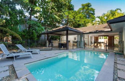 Wongaling Beach House | Roya on Mission - Beachfront - Wongaling - Family