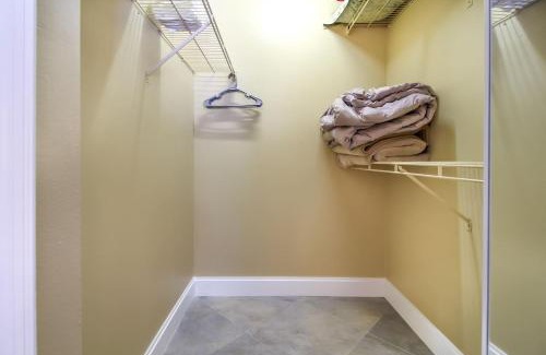 Royal Palm Bay Apartment | Royal 72