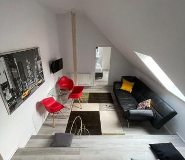 Comiat House | ROYAL APARTMENTS