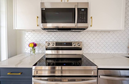 Colwood House | Royal Bay Vista: Coastal Living
