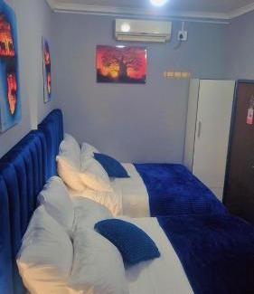 Rustenburg House | Royal Blue Family Haven