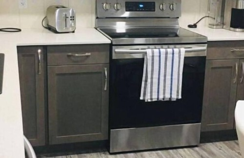 Northwest Edmonton House | Royal Castle Suites