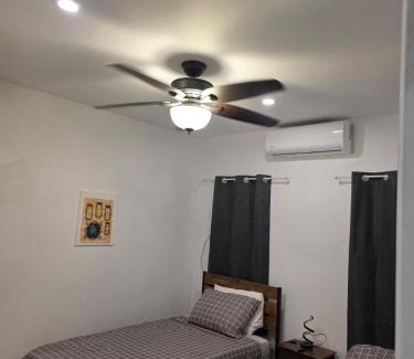 Old Towne Apartment | Royal - Chez Mango Villa