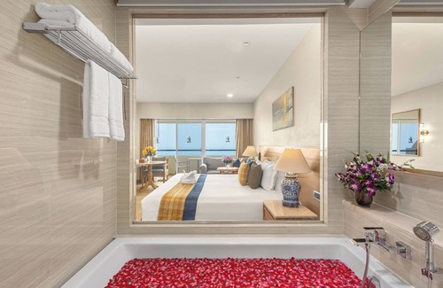 Pratumnak Hill Resort | Royal Cliff Beach Hotel Pattaya