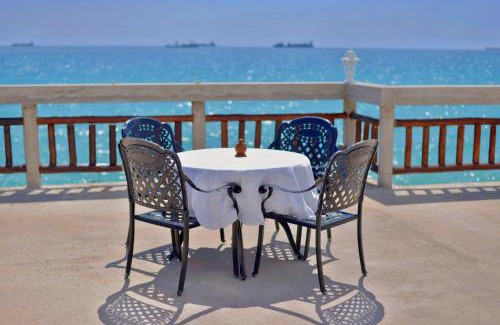 Bububu Hotel | Royal Cliff Zanzibar
