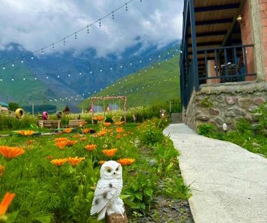 Gergeti Ski Chalet | Royal Cottages
