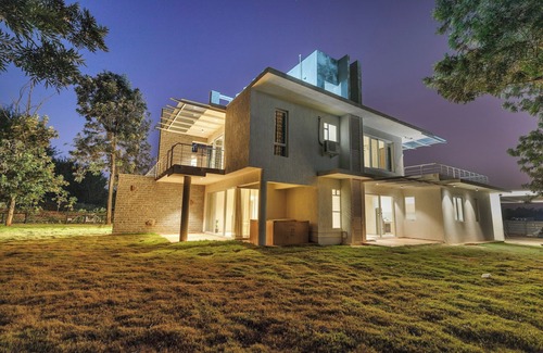 Agara Villa | Royal County Villa by Stayjade