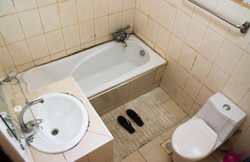 Arua Hotel | Royal Crane Resort