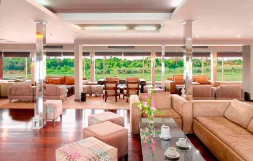 Luxor Hotel | Royal Cruise Aswan to Luxor 3 Night And visit the Nubian village