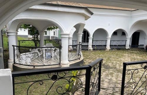 Ife Apartment | Royal Diadem Villa