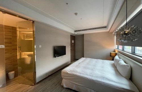 Cianjin District Hotel | Royal Fine Hotel