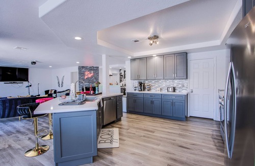 Spring Valley Villa | Royal Flush Lounge w/ Games, Karaoke, Pool & Spa!