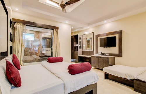 Mount Abu Hotel | Royal Garden Retreat