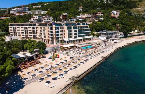 Kavarna Hotel | Royal Grand Hotel and Spa - All Inclusive and Free beach accsess