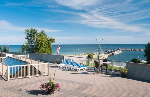 Thornbury Apartment | Royal Harbour Resort - Thornbury ON