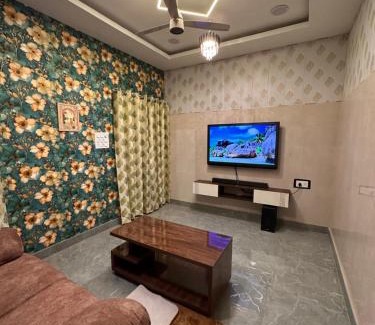 Alambagh Bed & Breakfast | Royal Heritage