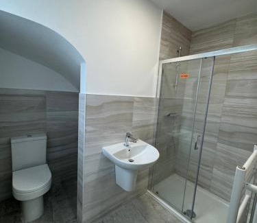 Hanham House | Royal Hill En-Suite Room