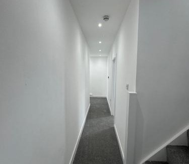 Hanham House | Royal Hill En-Suite Rooms