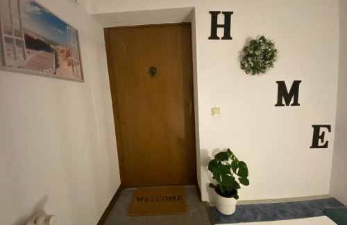 Luenen Apartment | Royal Home - Geräumige Ferienwohnung mit Balkon nahe Seepark Lünen und Dortmund!