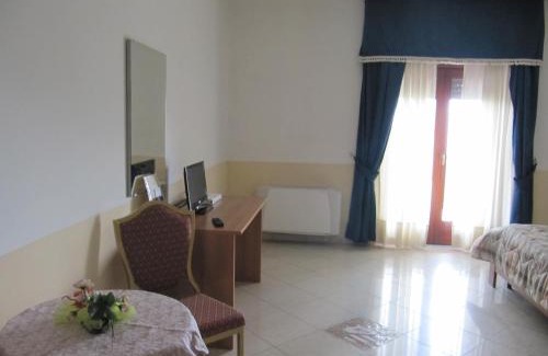 Ospedaletto D'Alpinolo Hotel | Royal Hotel Montevergine