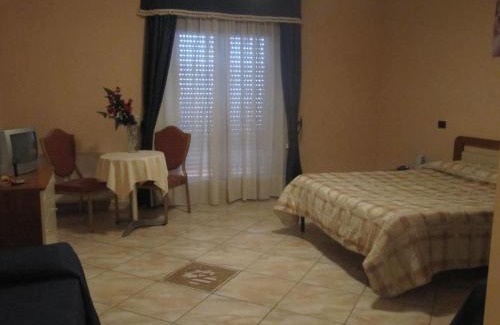 Ospedaletto D'Alpinolo Hotel | Royal Hotel Montevergine
